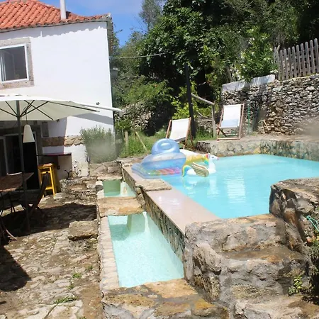 別荘 Casa Da Azenha E Do Silencio
